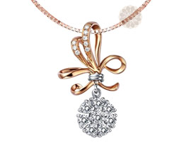 Vogue Crafts and Designs Pvt. Ltd. manufactures Vintage Diamond and Gold Pendant at wholesale price.